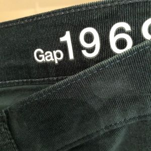 Gap legging Jean in super soft baby corduroy.